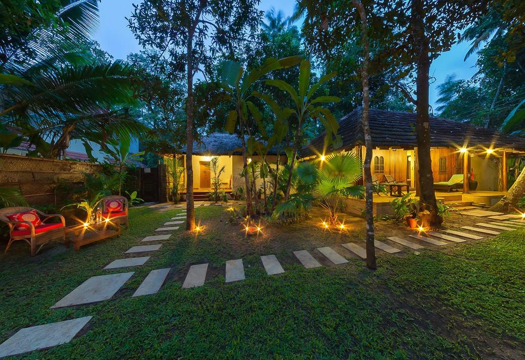 Marari Villas - Private Pool Villas 마라리쿨람 객실 사진